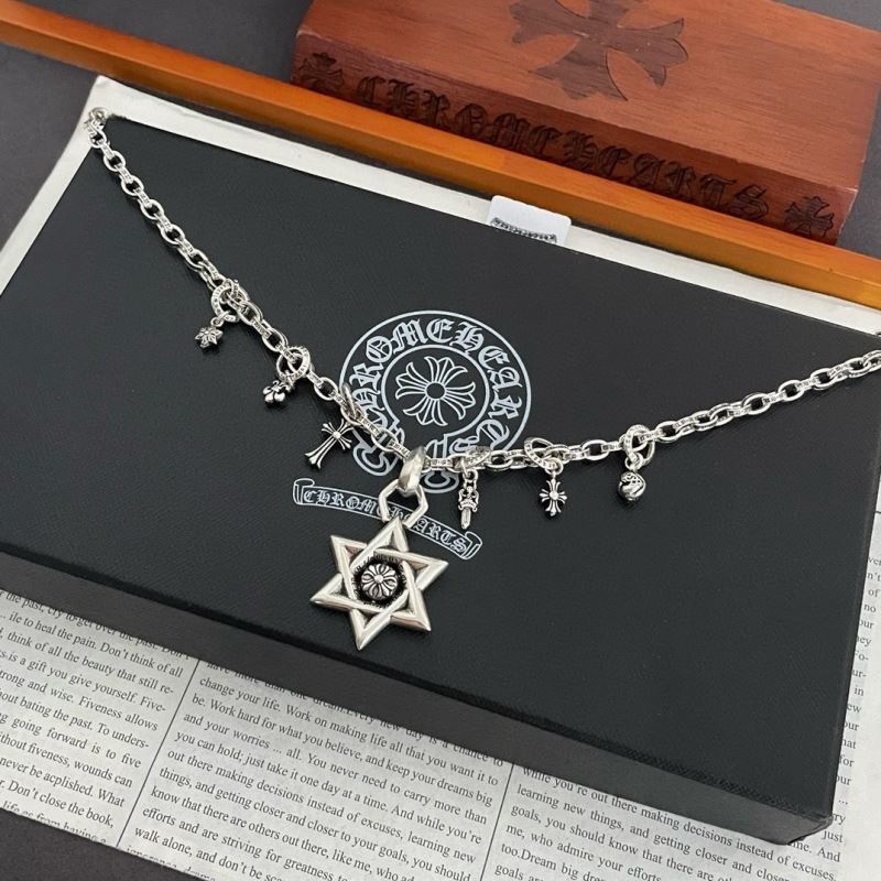 Ch*0me He**ts necklaces